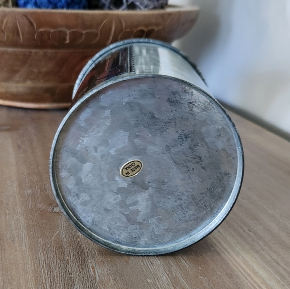 🍎 Vintage Apple Design Metal Canister – Rustic Farmhouse Kitchen Décor - Picture 10 of 16